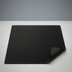 Vue de dessus du tapis bureau ErgoStudio 90x120 cm 
noir, texture polyester douce et antidérapante